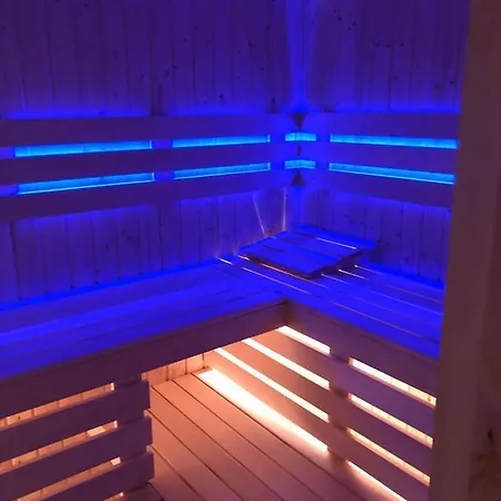 Apartment Aisza - Afryka, Sala I Plac Zabaw, Jacuzzi, Sauna, Bilard