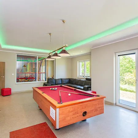 Aisza - Afryka, Sala I Plac Zabaw, Jacuzzi, Sauna, Bilard Apartment *