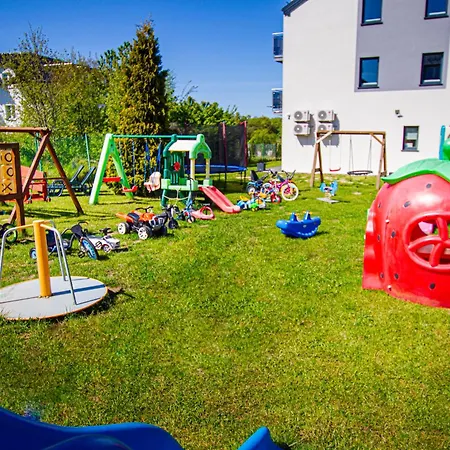 Apartament Afryka- udogodnienia dla rodzin, sala i plac zabaw, jacuzzi, sauna, bilard *