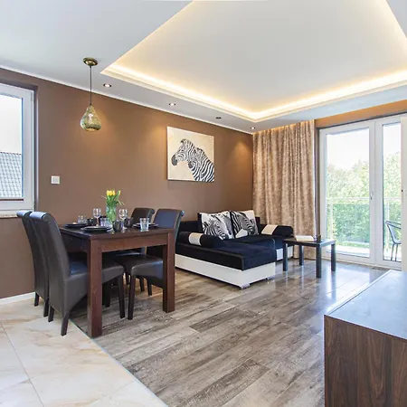 Afryka- Udogodnienia Dla Rodzin, Sala I Plac Zabaw, Jacuzzi, Sauna, Bilard