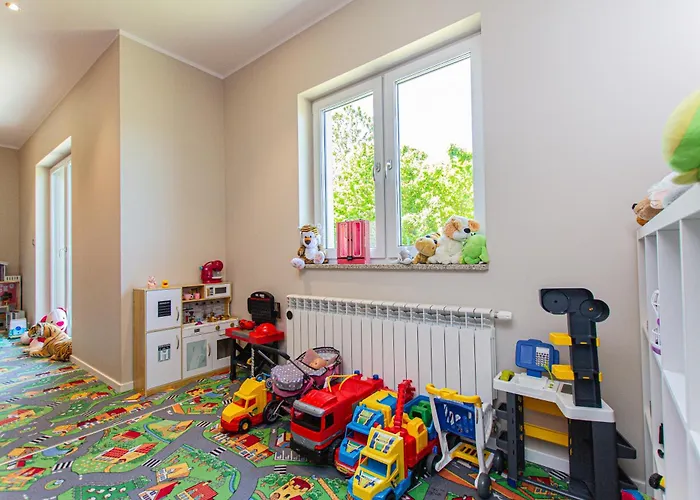 Apartament Afryka- udogodnienia dla rodzin, sala i plac zabaw, jacuzzi, sauna, bilard Jastrzębia Góra