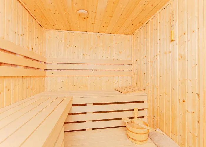 Afryka- Udogodnienia Dla Rodzin, Sala I Plac Zabaw, Jacuzzi, Sauna, Bilard Jastrzębia Góra