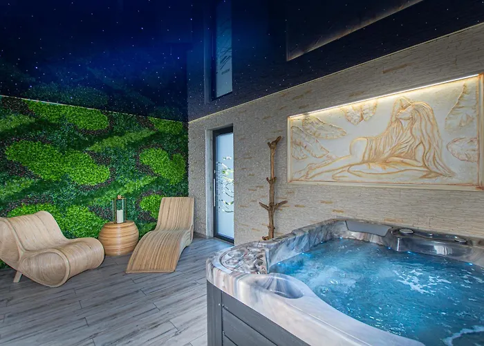 Apartament Afryka- udogodnienia dla rodzin, sala i plac zabaw, jacuzzi, sauna, bilard Apartament