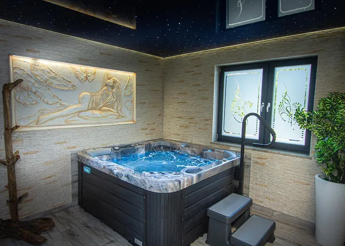 Afryka- Udogodnienia Dla Rodzin, Sala I Plac Zabaw, Jacuzzi, Sauna, Bilard *