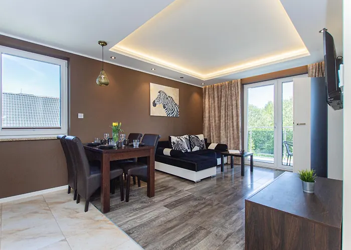 Apartament Afryka- udogodnienia dla rodzin, sala i plac zabaw, jacuzzi, sauna, bilard *